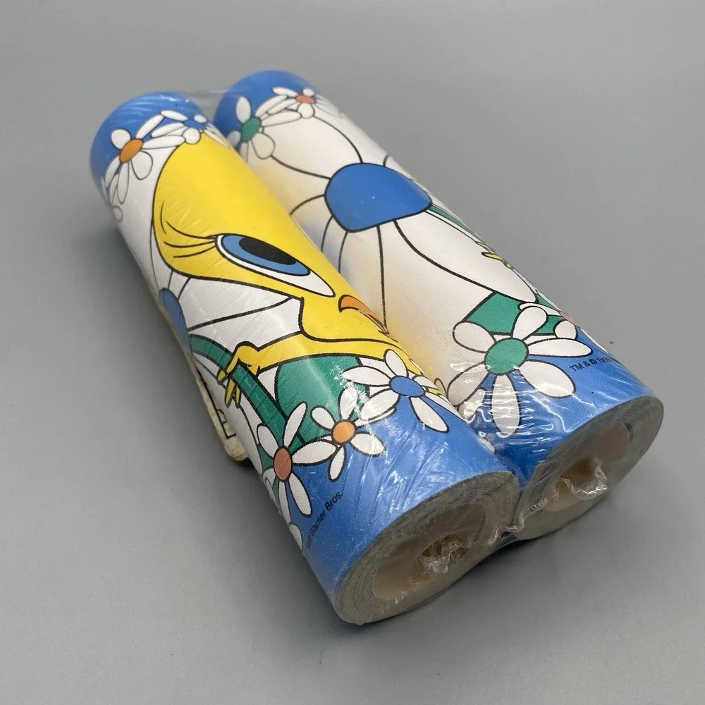 Looney Tunes Tweety Bird & Daisies Wallpaper Border Self Stick 10 Yards‎ 2 Rolls